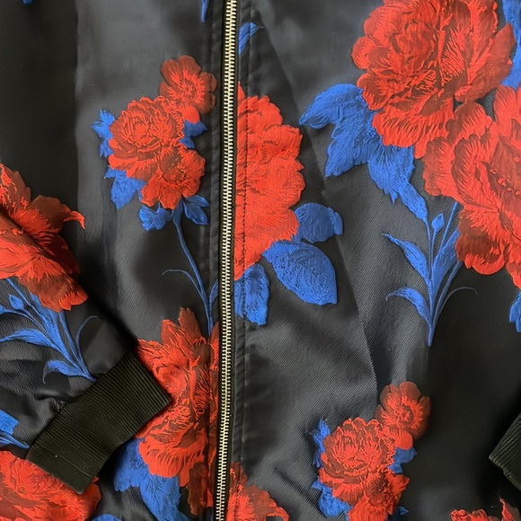 Endless Rose Silky Rose Bomber Jacket Size M - Picture 3 of 8
